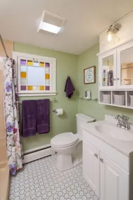 FULLY RENOVATED PERFECT FOR FAMILIES HANDICAP ACCESSIBLE 1ST FLOOR - Image 3