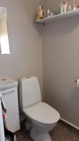 Gute Angelmöglichkeiten, typische Stuga auf kleinem Hof, eigener Steg u Boot - Image 3
