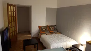 Studio in the heart of the village - Image 4