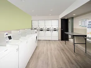 WoodSpring Suites Woodbridge Menlo Park Area - Image 2