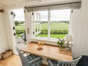 BELLWETHER, romantic, country holiday cottage in Helmsley - Image 5