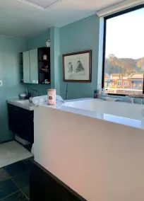Exquisite 3-bedroom 3-bath 3-deck floating home in Sausalito - Image 3