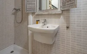 Stunning Duplex 200m from Platja Gran, 3BR, Balcony, Terrace, Parking, WiFi, A/C, Lift - Image 2