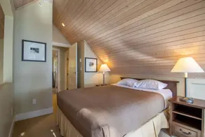 Beautiful modern cottage with fireplace and large deck at Currents at Otter Bay. - Image 4