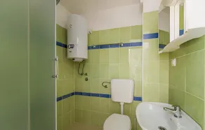 1 Bedroom Stunning Home In Bale - Image 3