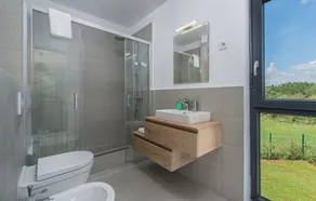 Relájese y disfrute de la hermosa Istria interior desde la lujosa y elegante villa. - Image 3