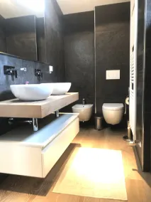 Villa remarquable de 4 chambres à Bellano - Image 2