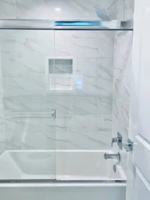 Modern Furnished Condo in Prime Hollywood - Walker's paradise - Image 5
