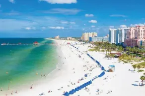Green Castle Suite in Tampa - Image 4