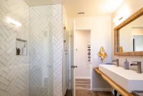 Sukha Life Retreat - Beautiful Views, Close To Jtnp W/hot Tub! 2 Bedroom Home by RedAwning - Image 2