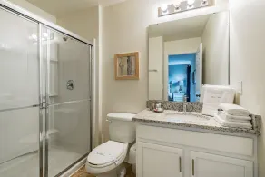 Townhouse 4Q Bella Vida com Piscina - Image 3