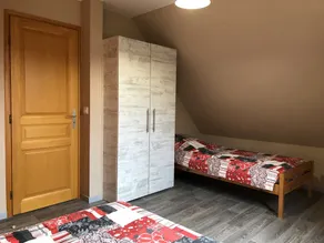 fritliggende hytte med udsigt over dalen - Image 2