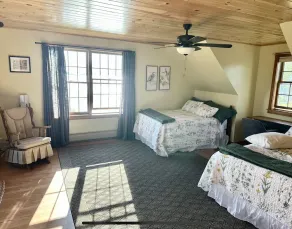 WOW! Private 3acre Oceanfront Home, whales,eagles,walkable to village/Dog Island - Image 4