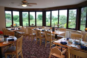 Riverside Family room (quad) - Image 5