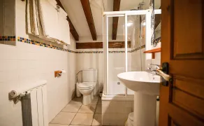 House - Image 3