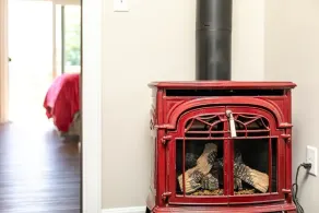 Inn at 84 McIntosh: Cozy 1BR private entrance/bath - Image 5