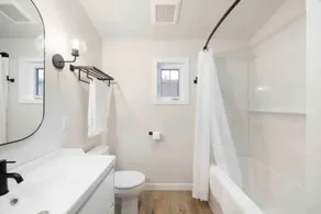 2 bed Fantastic Inglewood guesthouse w parking - Image 4