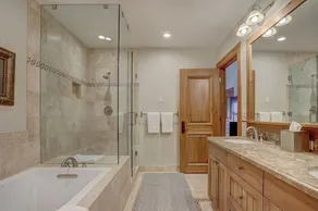 Ski-in Ski-out 1 BR plus Den in exclusive Horizon Pass - Image 5