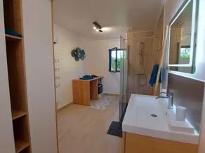 Charming gîte with private pond and fishing, garden, BBQ, fibre, 2 bedrooms - Alexain - Image 2