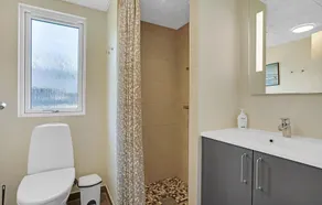 Beautiful Home In Væggerløse With Sauna - Image 3
