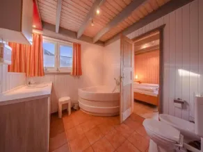 Ferienhaus mit Terrasse und Balkon - Image 3