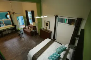 Trojan House Green Suite - Image 5