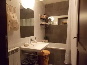 Hus på landet i en privat villa med swimmingpool kun 2 km fra centrum - Image 3