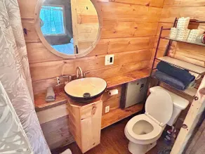 Wood Cabin in the Smoky Mountains - Image 3