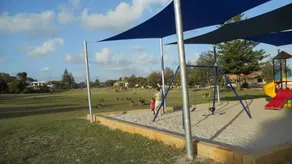 Nära stranden, flodmynning, promenader och golfbana. Anpassad för husdjur - Image 2