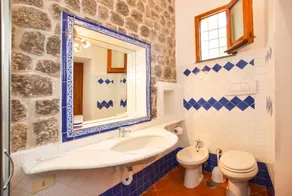 Casa Lella - Happy Rentals - Image 2