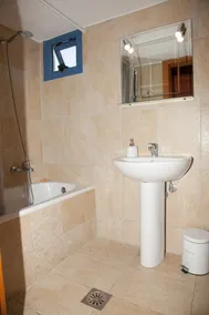 OFFRE SPÉCIALE!!! 11-16 juin Villa sur la plage à Svorona - Image 2