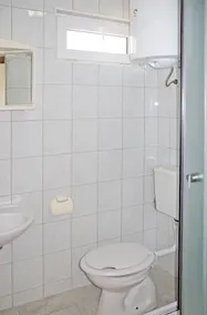 Beautiful apartment for 4 people with A/C, WIFI, TV, terrace and pets allowed - Image 2