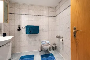 Holiday Apartment 'Mole Valley Ranch 2' with Balcony and Wi-Fi - Image 4