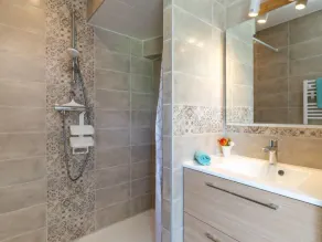 Holiday Home l'Emeraude by Interhome - Image 2