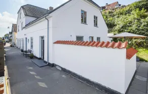 Beautiful Home In Sjællands Odde - Image 5