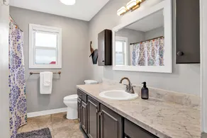 Gulf Front - 5BR - 2BA - 120 Steps to Beach! - Image 4
