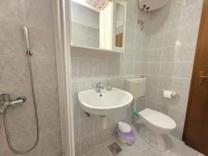 Holiday apartment with terrace - Image 2