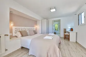 MILOU, villa til 6 gæster med hav og bjergudsigt - Image 5