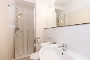 Trafalgar App. 330-34m² Ferienwohnung in Döse, strandnah, Schwimmbad und Sauna - Image 3