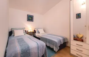 Nice home in Kastel Novi with sauna - Image 4