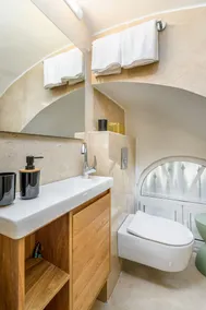 Nina Luxury Apartment - Image 4