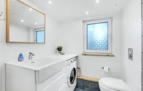 8 Person Holiday Home in Romo - Image 2