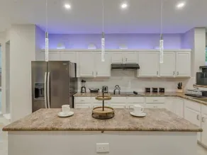 Captivating 6BR 3BA Holiday Home with Pool & Fire Pit - Image 5