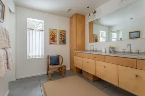Modern Leland Cottage on North Lake Leelanau Lakefront 3 bed 4 bath - Image 4