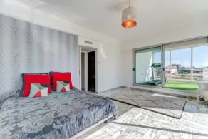 Californian villa with large pool, 15 minutes from the beach - Image 5