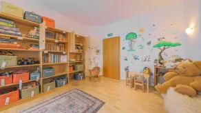 Chalet Villa Rosa im Gartenhotel Rosenhof bei Kitzbühel - Image 4