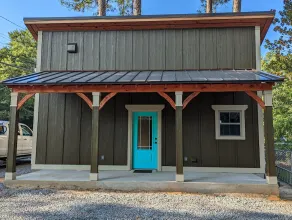 Full Kitchen with in Unit Washer/Dryer.  Private Entrance & no contact check-in - Image 4