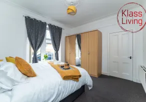 Traditional ground floor apartment with main door entrance. - Image 5