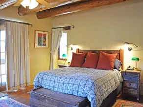 Casa de la Valle Luna Luxurious and Amazing Patio with Hot Tub and Fireplace - Image 5