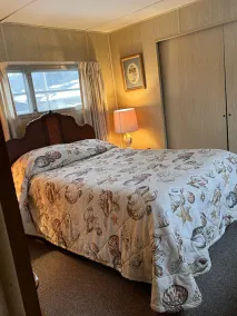 Seashore Rental with Beach Access and Panoramic Sound View - Image 5